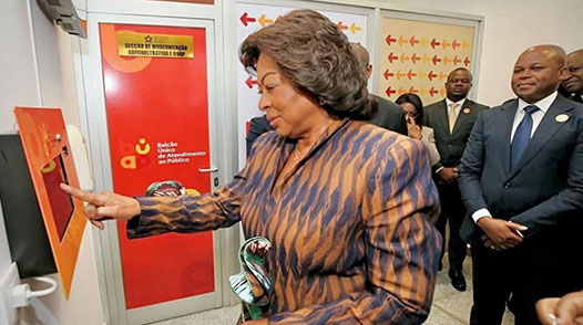 O Presidente da República e a Primeira-Dama realizaram a sua Prova de Vida